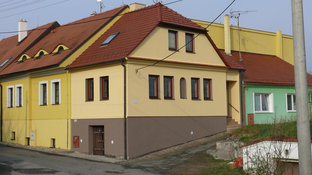 Apartment Zelezny Hrozen Valtice Quarto foto